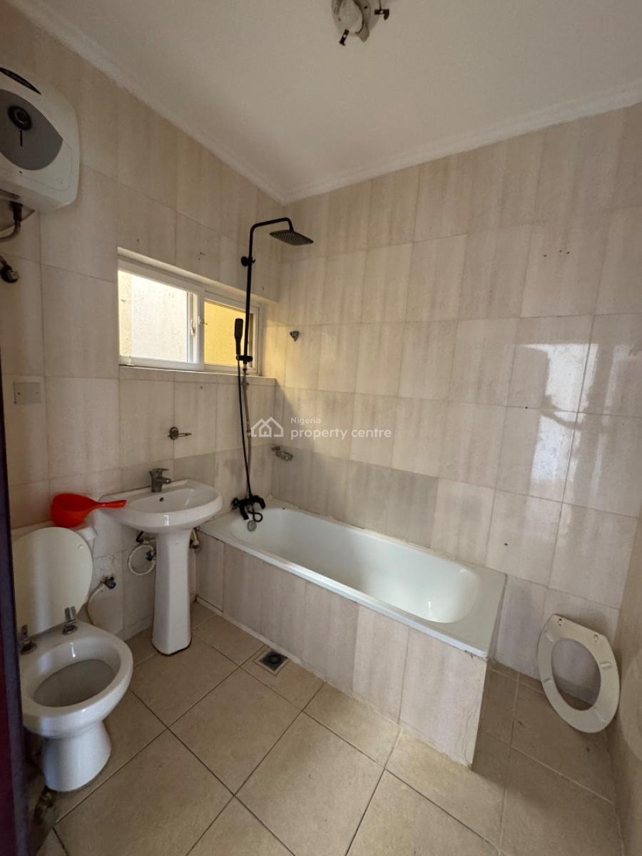Self Contain Masters Studio, Burdillion Court, Lekki Expressway, Lekki, Lagos, Self Contain (single Rooms) for Rent