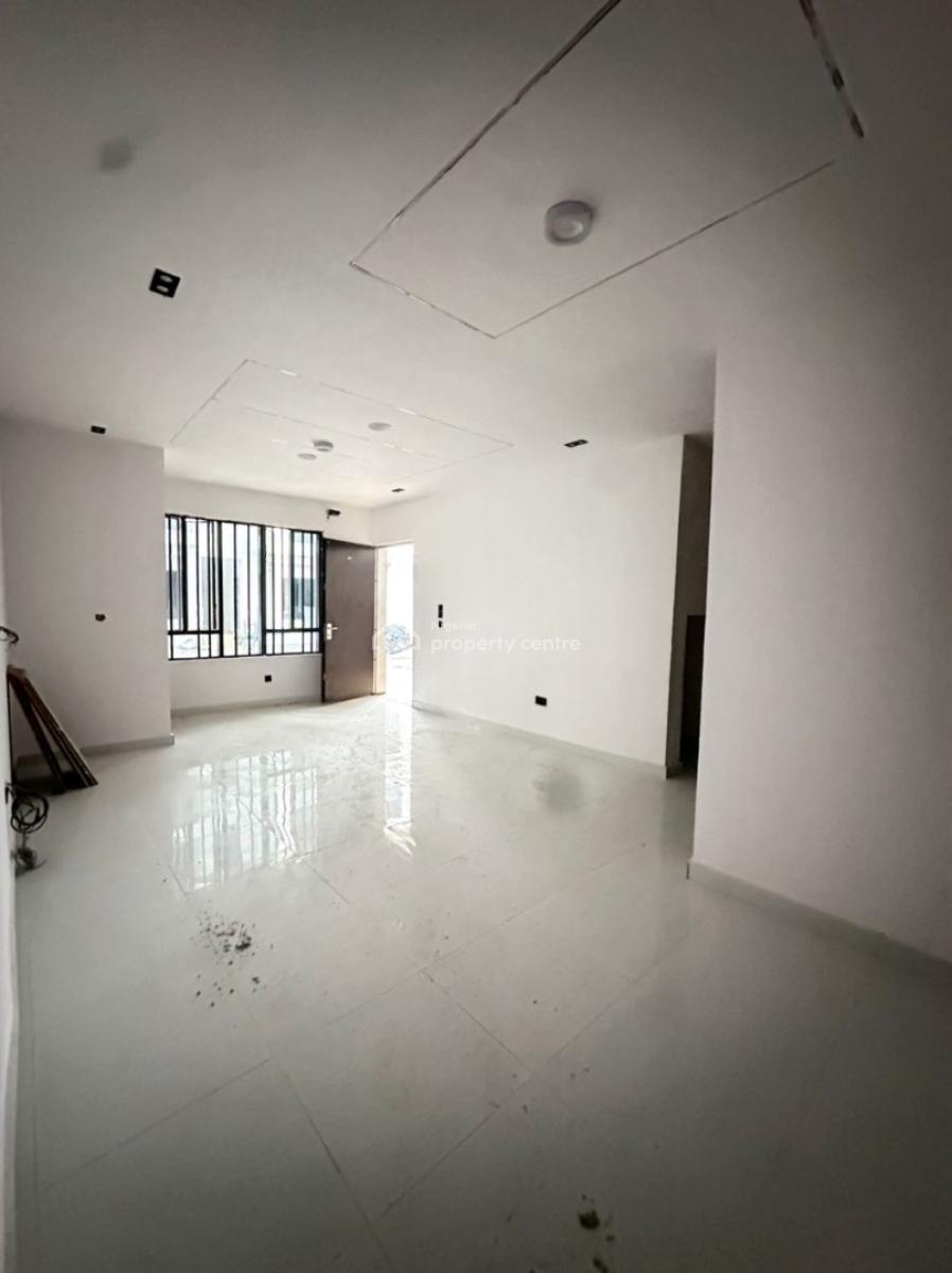 2 Bedroom Apartment, Vgc, Lekki, Lagos, Block of Flats for Sale