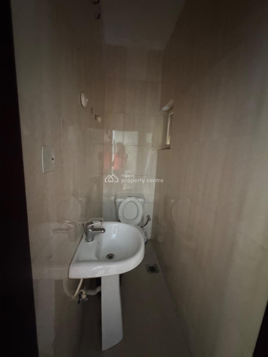 Miniflat, Burdillion Court, Lekki Expressway, Lekki, Lagos, Mini Flat (room and Parlour) for Rent