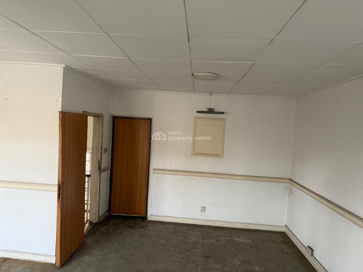 Strategic and Spacious 4bedroom Semidetached House, Ilupeju, Lagos, Commercial Property for Rent