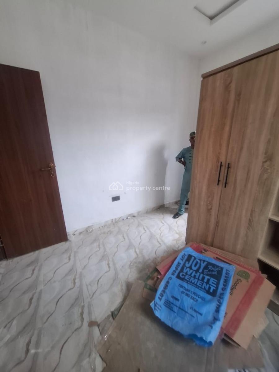 Newly Built 2 Bedroom Apartment at Greenwich Area with Pop Ceiling, Greenwich Area, Kosofe, Lagos, Flat / Apartment for Rent