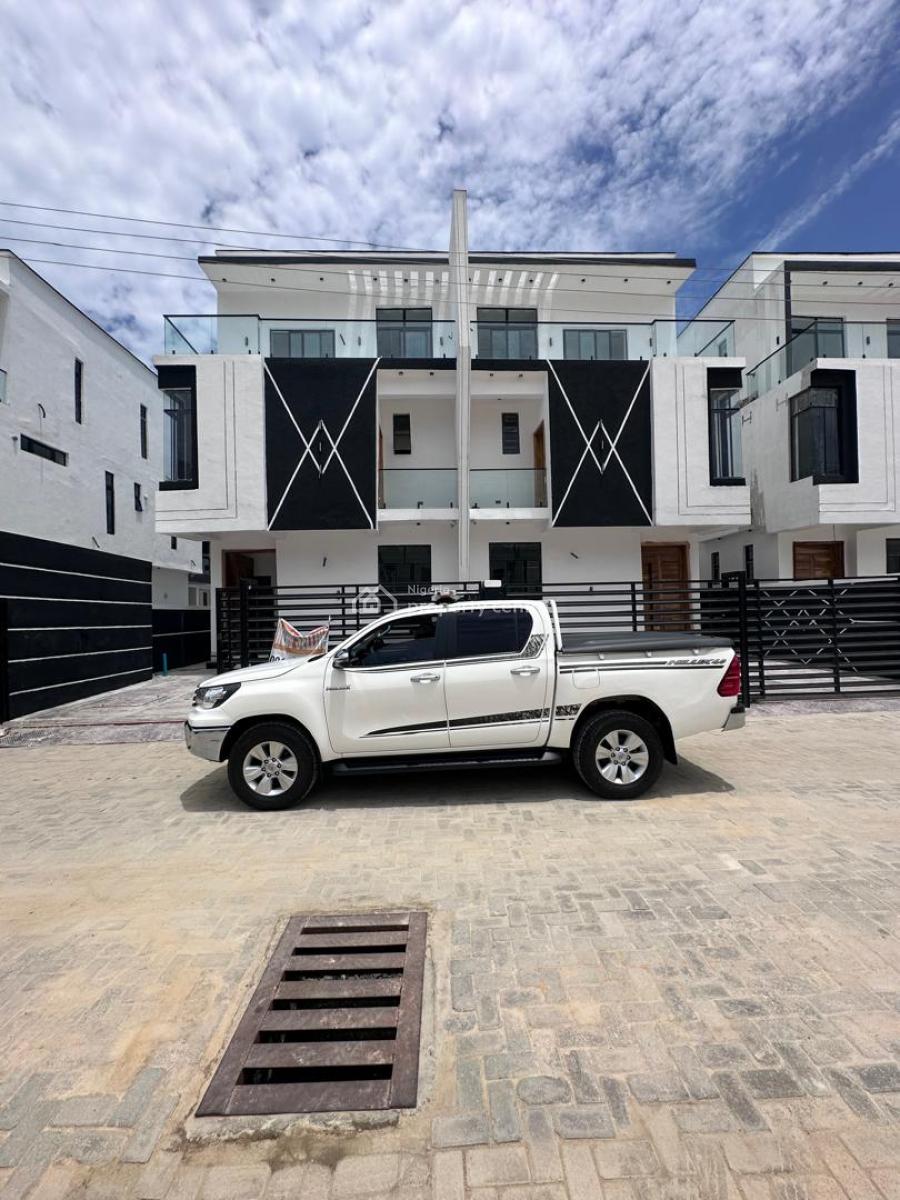 Jumbo Size 4 Bedroom Duplex, Chevron, Lekki, Lagos, Semi-detached Duplex for Sale