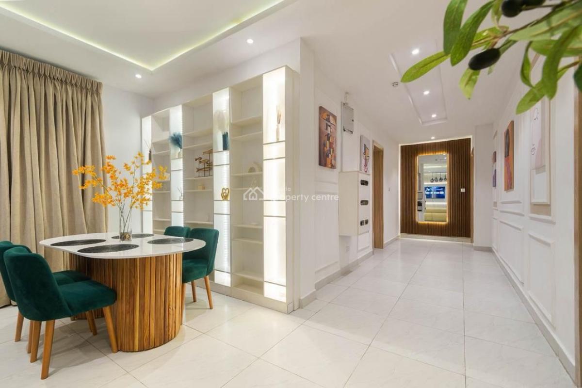 Luxury Two Bedroom Apartment with Rooftop Pool, Gym and Snooker, Lekki Phase 1, Lekki, Lagos, Flat / Apartment Short Let
