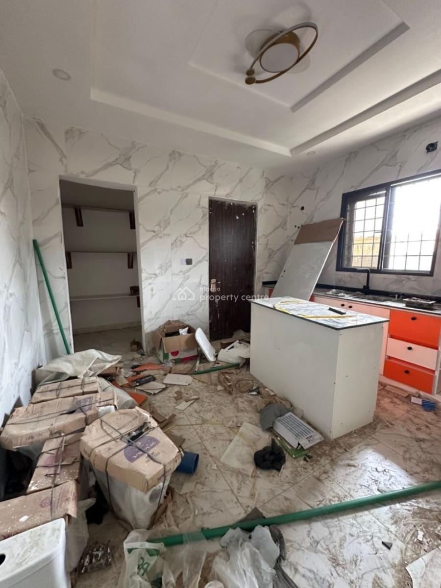 Newly Built 4 Bedroom Terrace Duplex + Bq, Guzape District, Abuja, Terraced Duplex for Sale