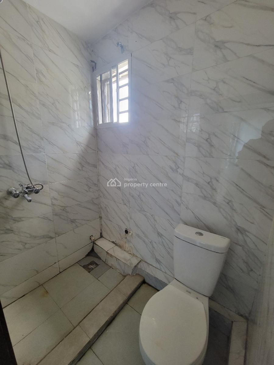 Spacious and Sharp 3 Bedroom Apartment (upstairs), Badore, Ajah, Lagos, Flat / Apartment for Rent