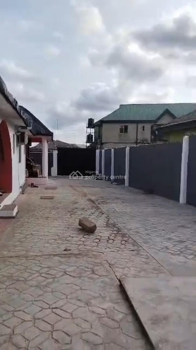 Decent 2 Nos of 2 Bedrooms Available, Last Igando Road Alimosho Lga Lagos State, Akesan, Alimosho, Lagos, Block of Flats for Sale