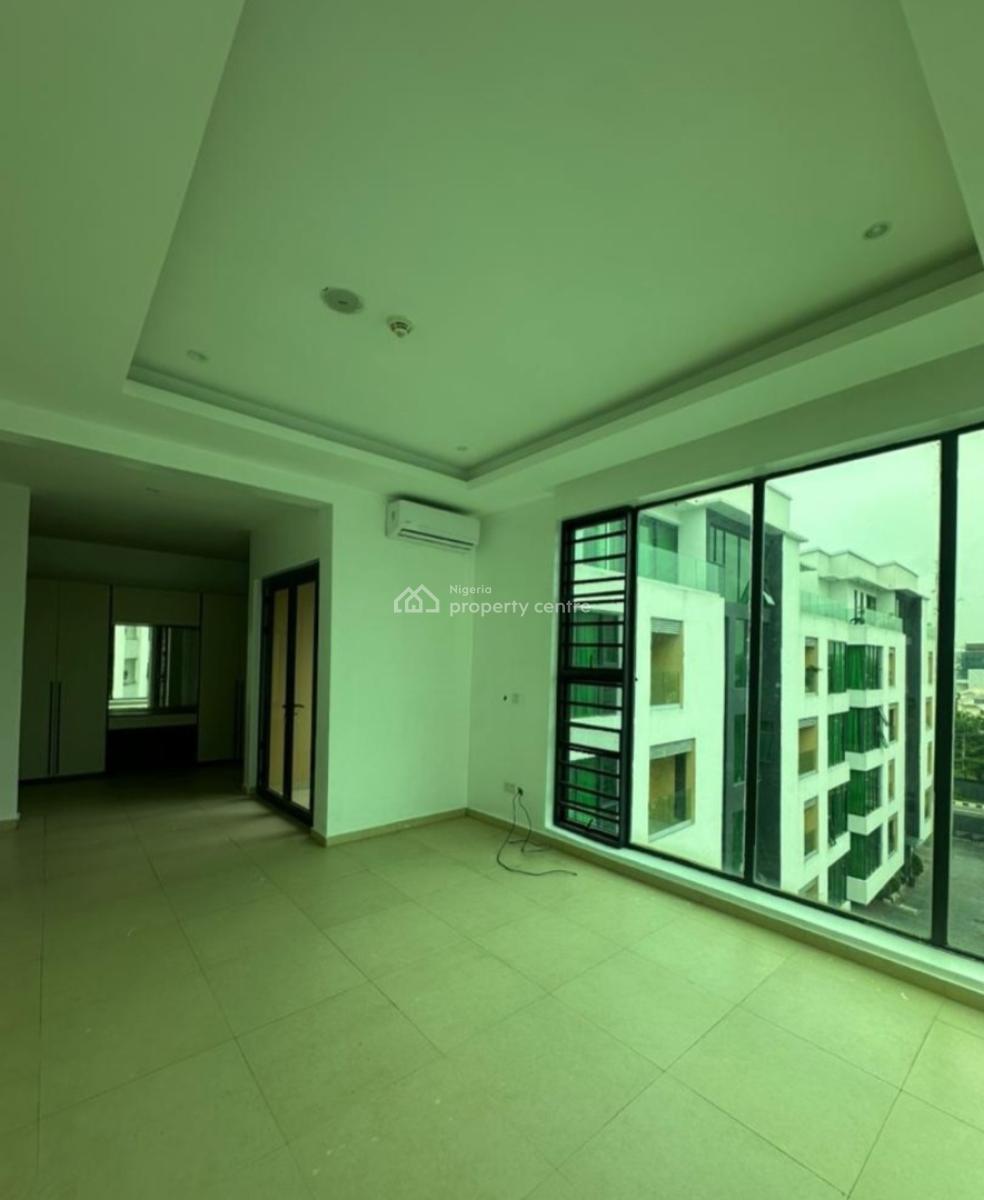 Serviced with 24/7 Power Supply 4 Bedroom En-suite with an Open Fitted, Ikoyi, Lagos, House for Rent