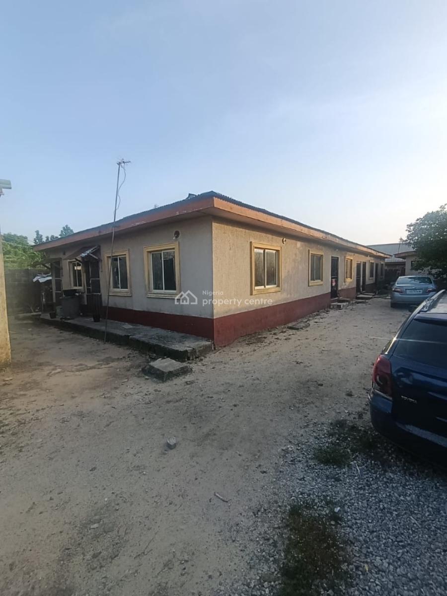 a Bungalow of 4units of Mini Flat and 2units of Room Self Contain, Bogije ,ibeju ,lekki ,lagos , Nigeria, Bogije, Ibeju Lekki, Lagos, Block of Flats for Sale
