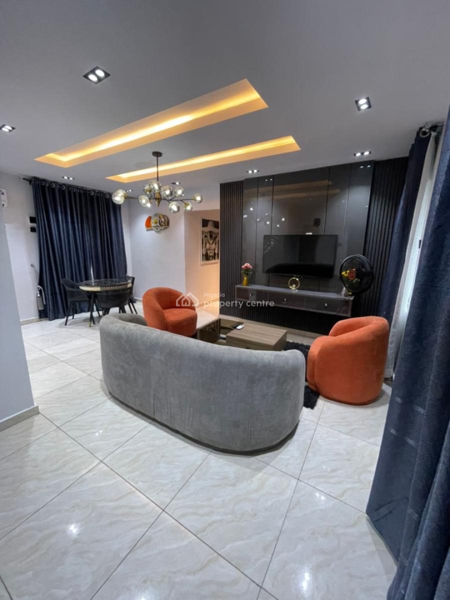 Cozy 2 Bedroom Apartment, Yaba, Lagos, Flat / Apartment Short Let