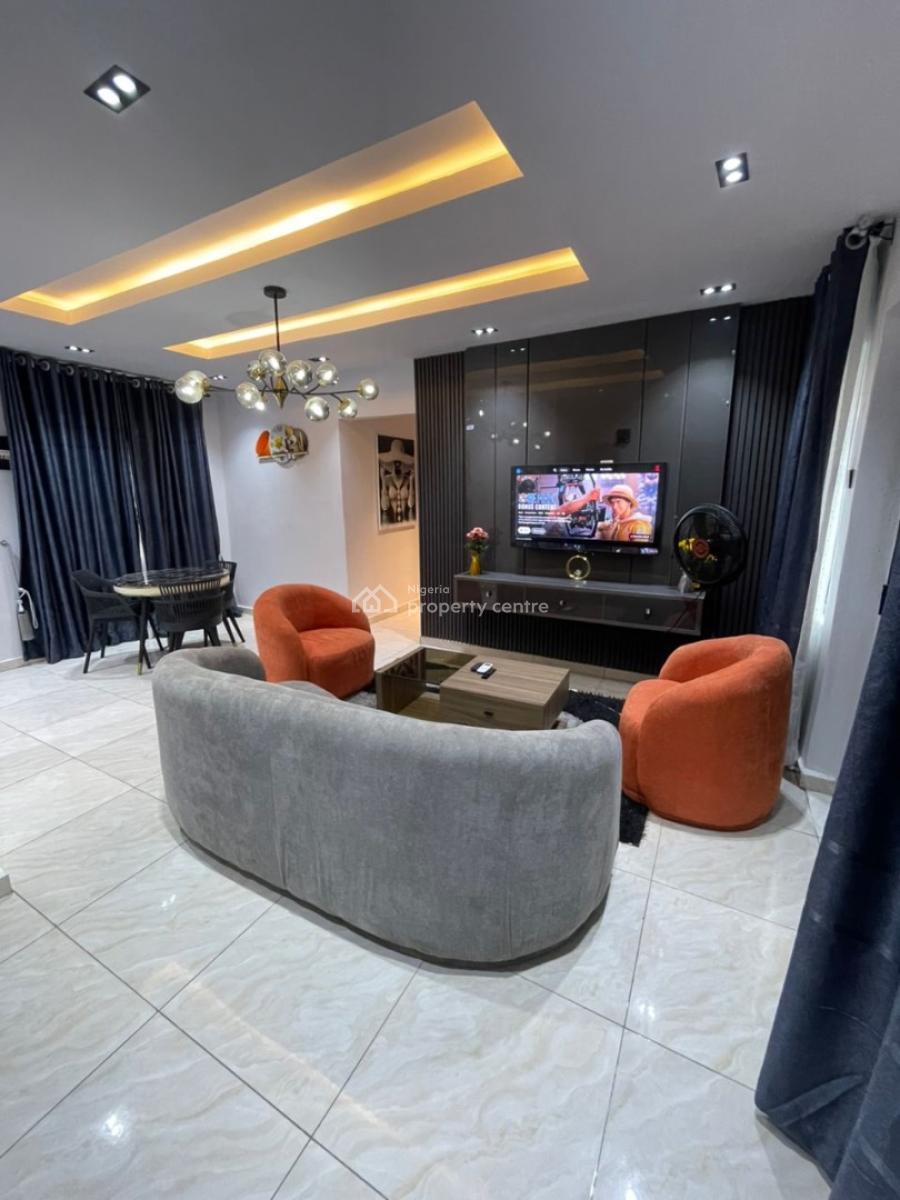 Cozy 2 Bedroom Apartment, Yaba, Lagos, Flat / Apartment Short Let