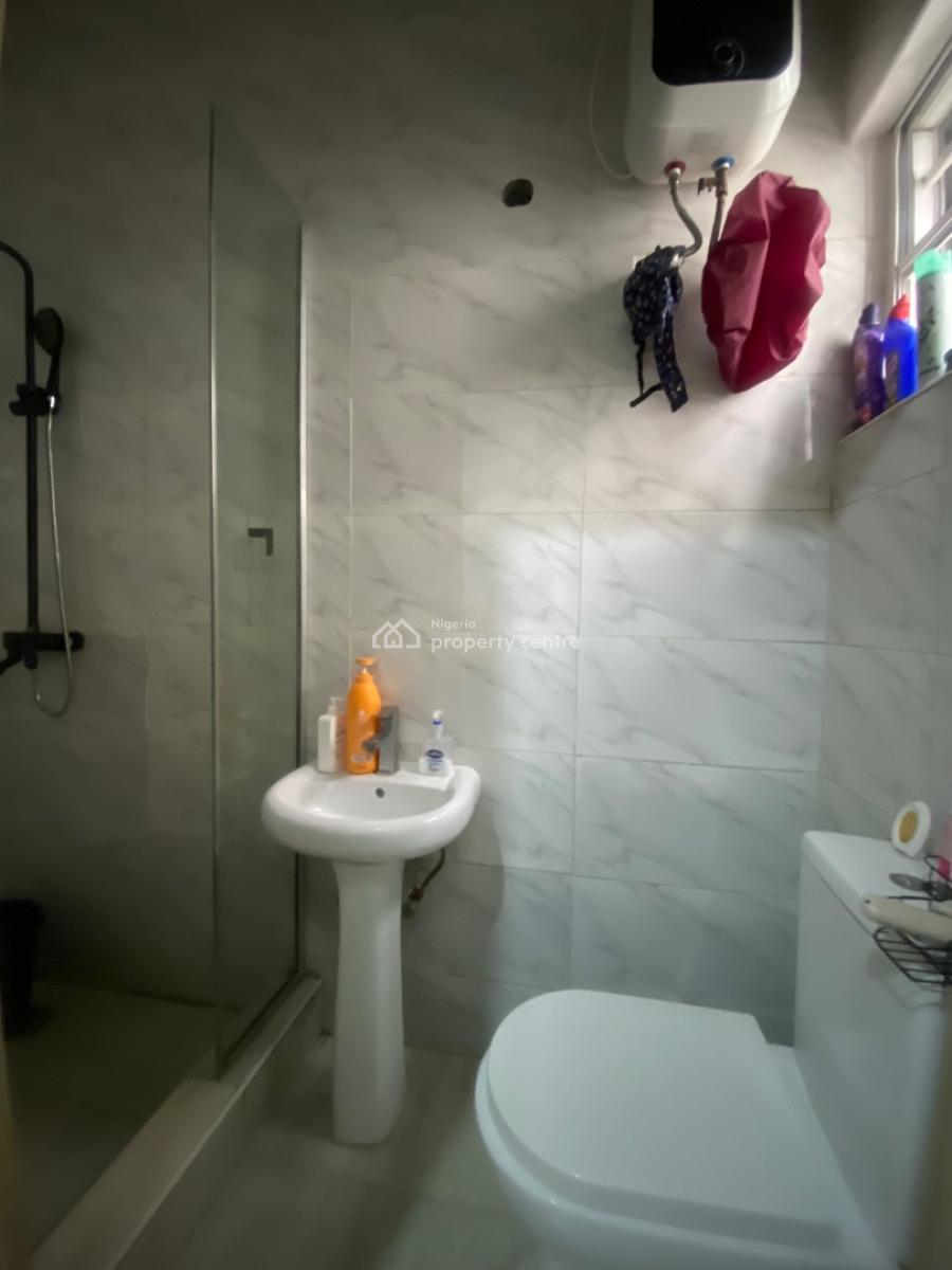 Single Room Downstairs with Open Parlor and Shared Kitchen, Orchid Road, Lekki, Lagos, Self Contain (single Rooms) for Rent