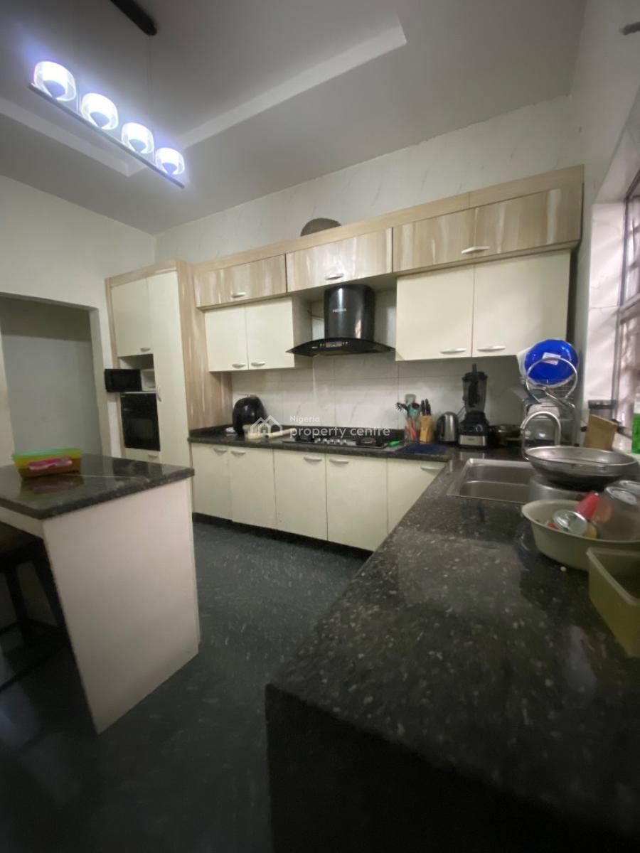 Single Room Downstairs with Open Parlor and Shared Kitchen, Orchid Road, Lekki, Lagos, Self Contain (single Rooms) for Rent
