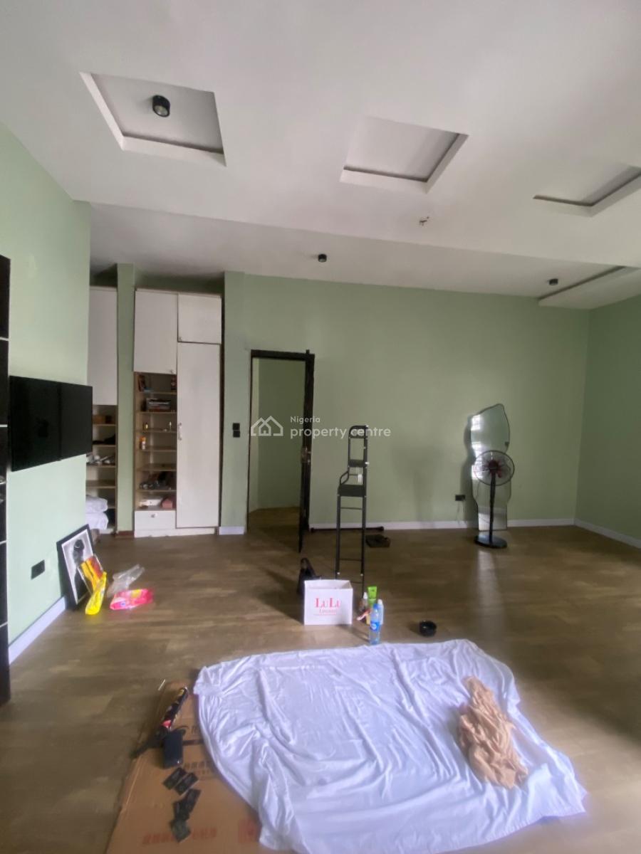 Master Bed with Mini Palor Space, Orchid Road Royal Pine Estate, Lekki, Lagos, Flat / Apartment for Rent