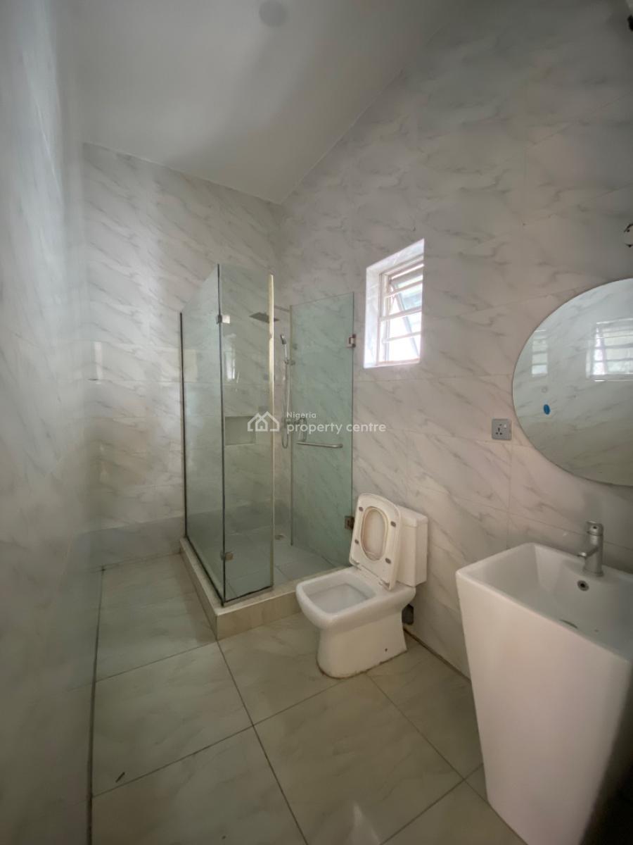 Masters Bed with Mini Parlor Space, Orchid Road Riverstone Estate, Lekki, Lagos, Flat / Apartment for Rent