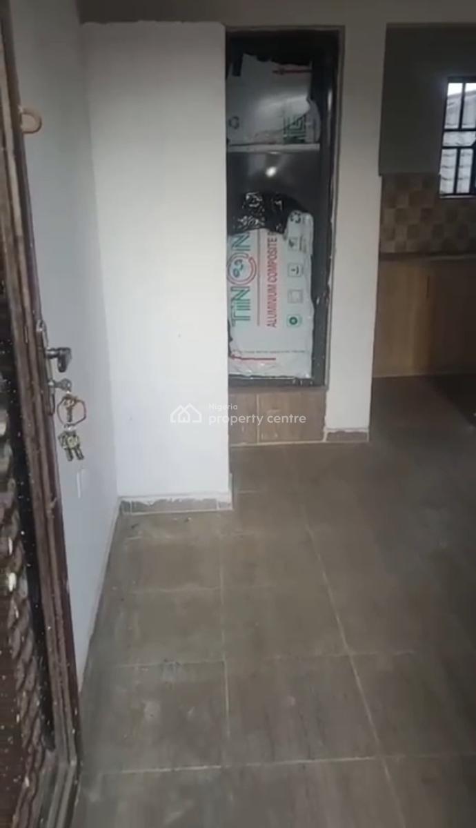 Executively Built a Room Self Contain with Wardrobe, Costain/yaba, Surulere, Lagos, Self Contain (single Rooms) for Rent