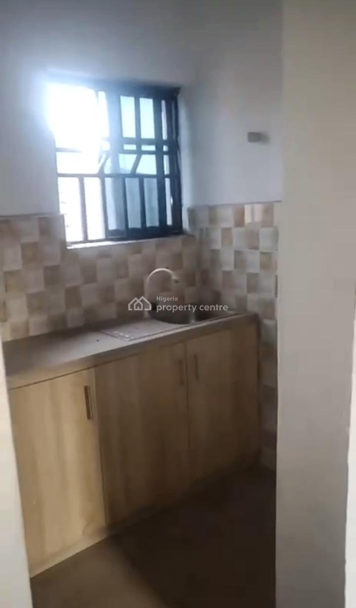 Executively Built a Room Self Contain with Wardrobe, Costain/yaba, Surulere, Lagos, Self Contain (single Rooms) for Rent