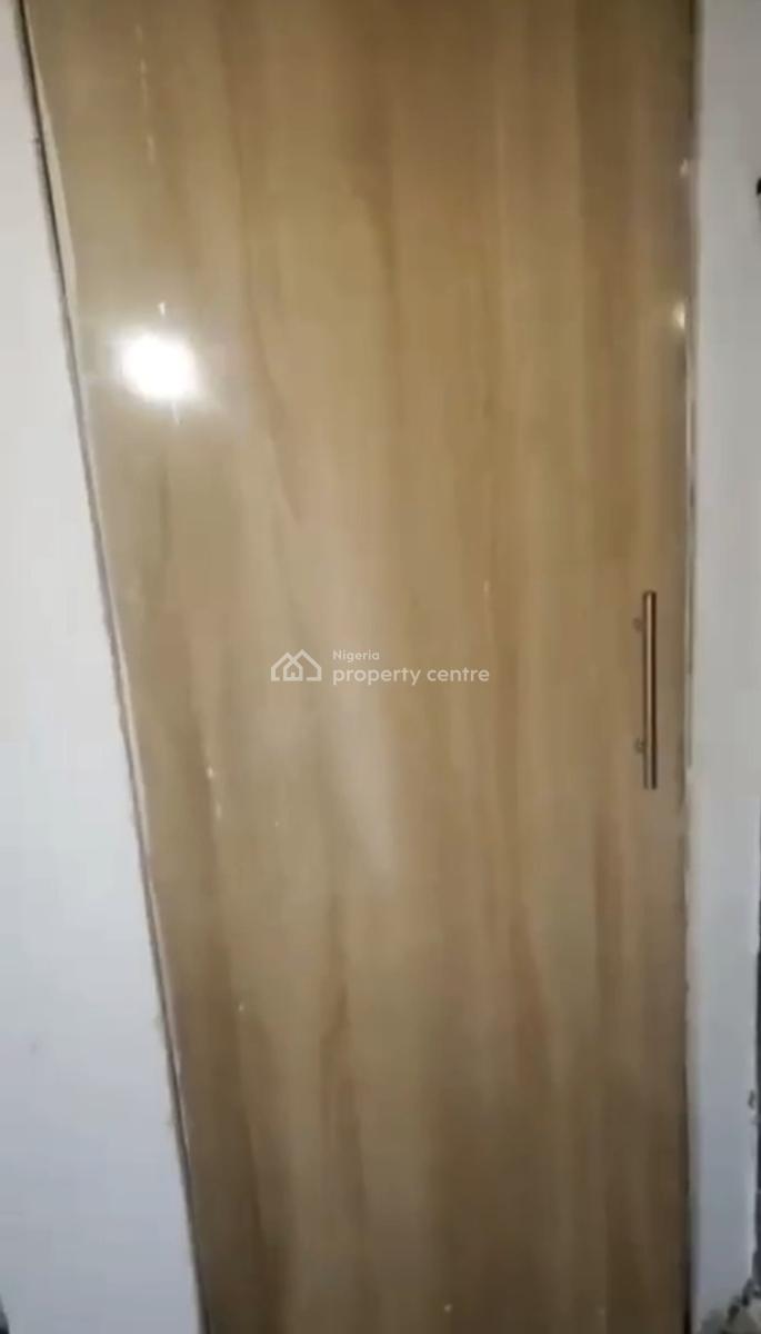 Executively Built a Room Self Contain with Wardrobe, Costain/yaba, Surulere, Lagos, Self Contain (single Rooms) for Rent