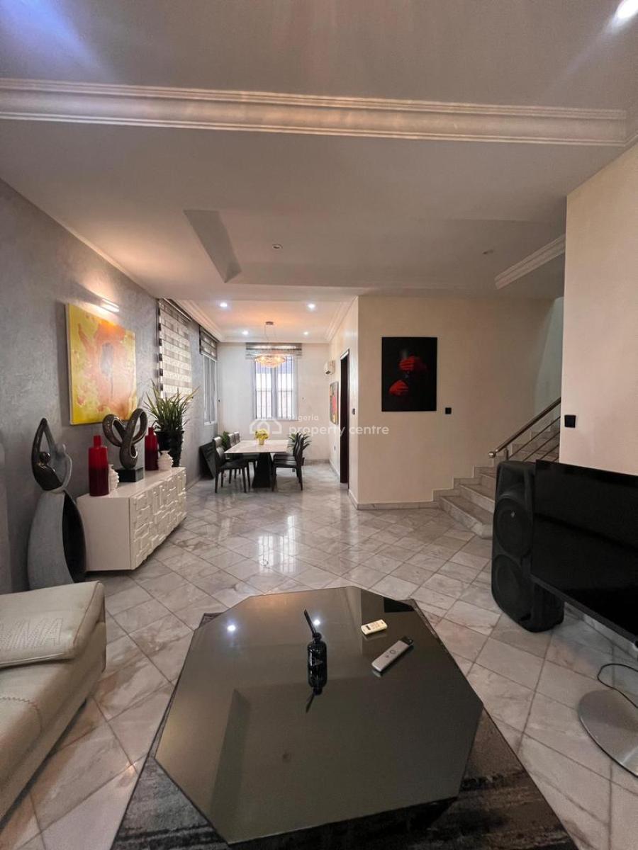 3 Bedroom Semi-detached Duplex with Bq in a Secured Estate, 3 Bedroom Semi-detached Duplex with Bq in a Secured Estate, Ikoyi, Lagos, Semi-detached Duplex for Rent