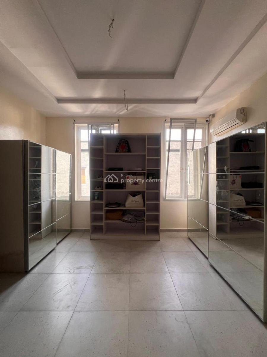 3 Bedroom Semi-detached Duplex with Bq in a Secured Estate, 3 Bedroom Semi-detached Duplex with Bq in a Secured Estate, Ikoyi, Lagos, Semi-detached Duplex for Rent