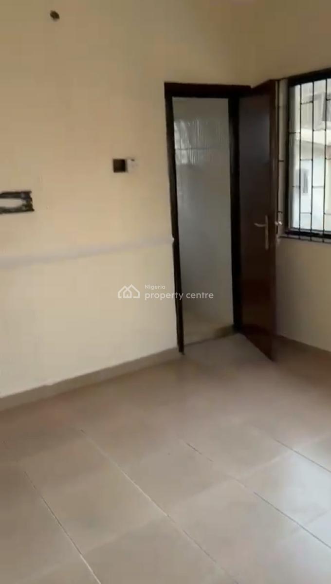 Splendid 2 Bedroom Apartment (upstair), Off Allen Avenue, Allen, Ikeja, Lagos, Flat / Apartment for Rent