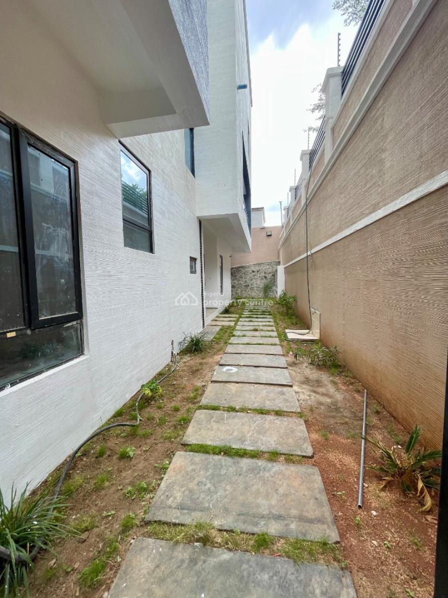 Chic 6 Bedroom Residence, Diplomatic Zone, Katampe Extension, Katampe, Abuja, Detached Duplex for Sale