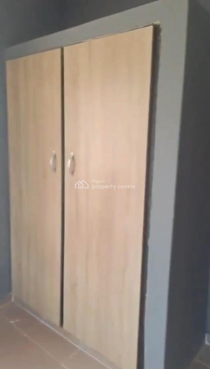 a Very Decent, Standard, Neat and Spacious 3 Bedroom Flat, Akoka, Yaba, Lagos, House for Rent
