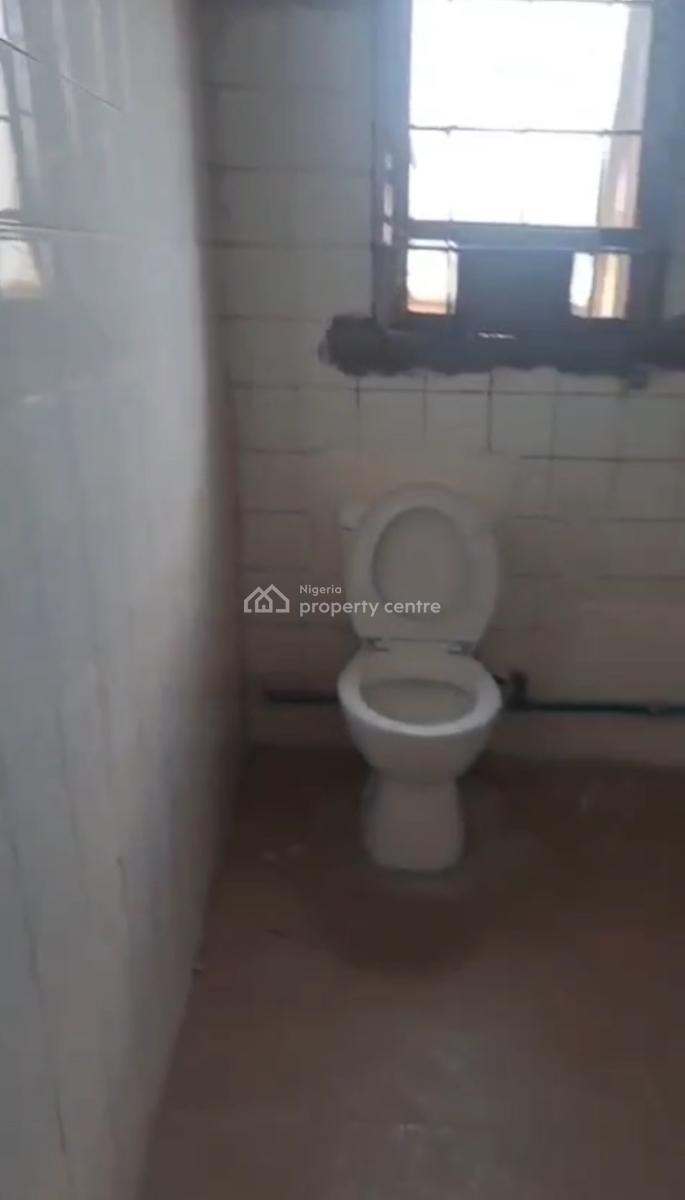 a Very Decent, Standard, Neat and Spacious 3 Bedroom Flat, Akoka, Yaba, Lagos, House for Rent