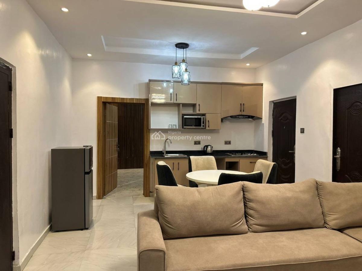 Newly Luxury 1 Bedroom Apartment with Ps5 & Snooker Netflix/prime, Lekki Phase 1, Lekki, Lagos, Flat / Apartment Short Let