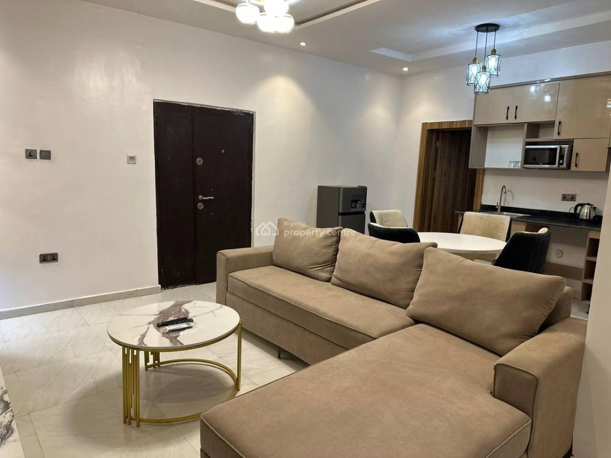 Newly Luxury 1 Bedroom Apartment with Ps5 & Snooker Netflix/prime, Lekki Phase 1, Lekki, Lagos, Flat / Apartment Short Let