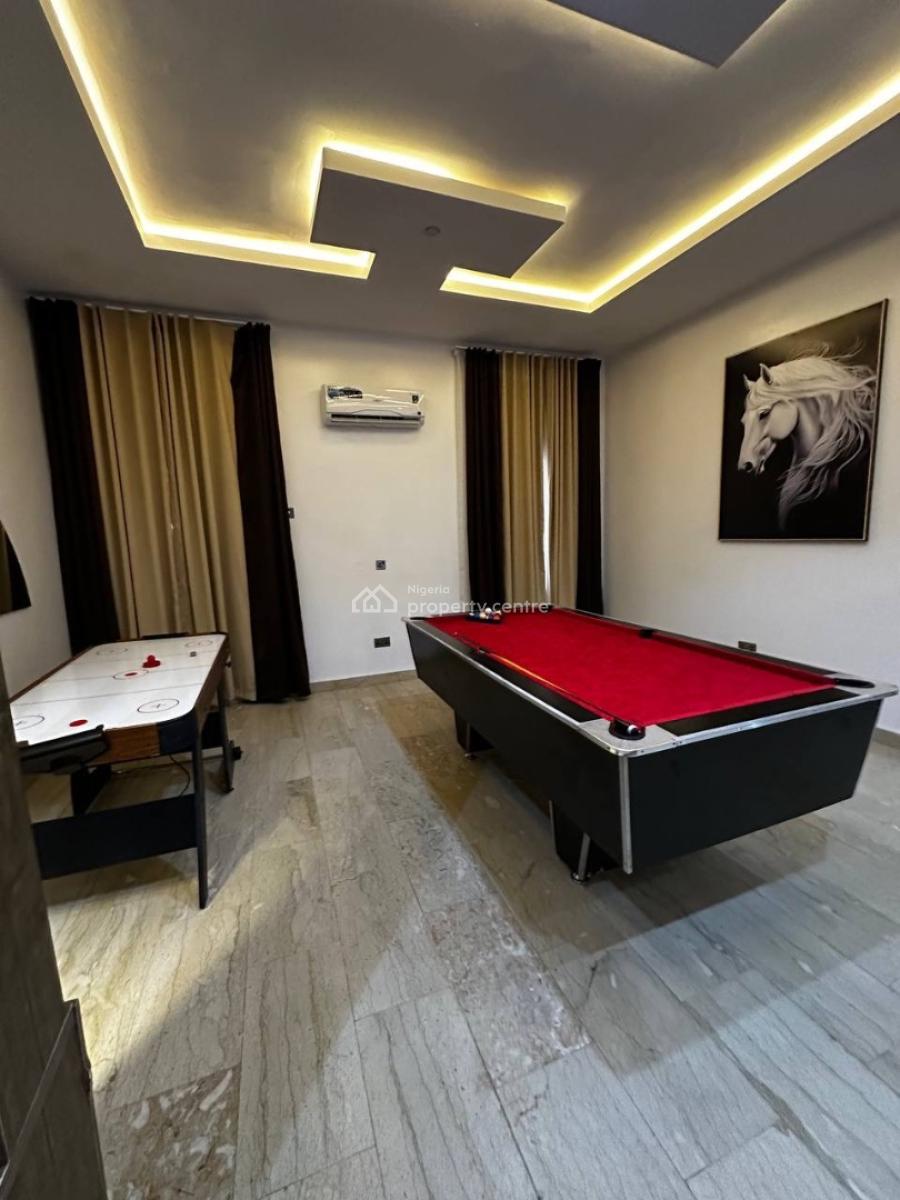3bedroom Apartment with Ps5, Swimming Pool,air Hockey, 24/7 Security, Lekki Phase 1, Lekki, Lagos, Flat / Apartment Short Let