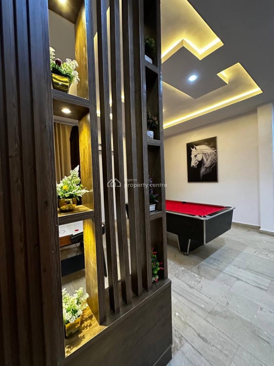 3bedroom Apartment with Ps5, Swimming Pool,air Hockey, 24/7 Security, Lekki Phase 1, Lekki, Lagos, Flat / Apartment Short Let