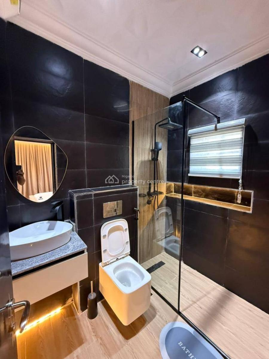 3 Bedroom Apartment with Ps5, Swimming Pool,air Hockey, 24/7 Security, Lekki Phase 1, Lekki, Lagos, Flat / Apartment Short Let