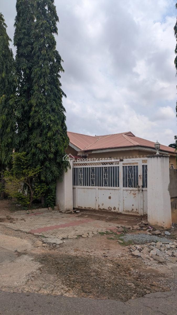 3bedroom Detached Bungalow with 2 Units of Self-contain Bq, Sunnyvale Estate, Dakwo, Abuja, Detached Bungalow for Sale