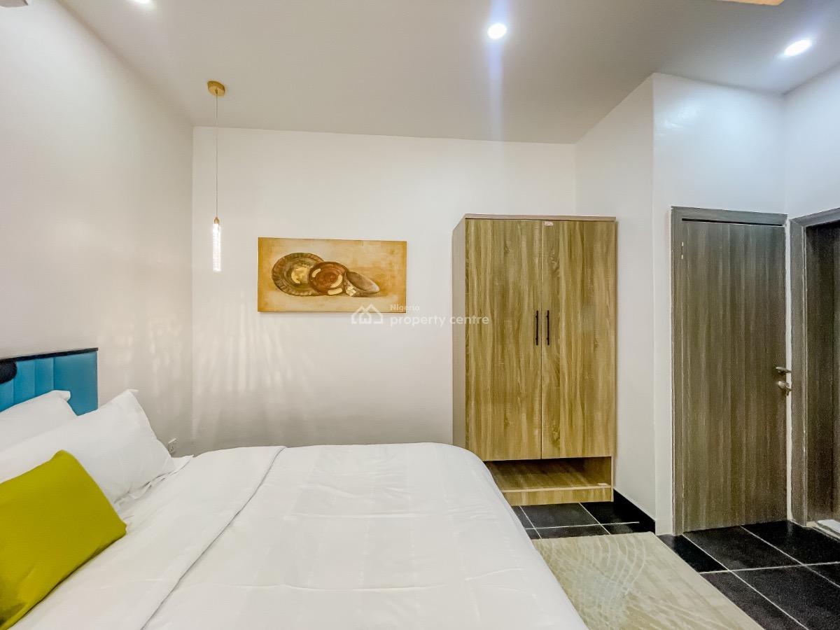 4 Units of 3 Bedroom Apartments with Swimming Pool and Snooker Board, Fatai Idowu Arobieke, Off Admiralty Road, Lekki Phase 1, Lekki, Lagos, Flat / Apartment Short Let