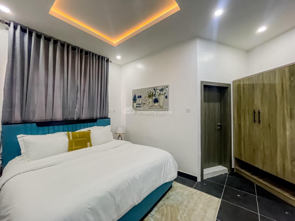 4 Units of 3 Bedroom Apartments with Swimming Pool and Snooker Board, Fatai Idowu Arobieke, Off Admiralty Road, Lekki Phase 1, Lekki, Lagos, Flat / Apartment Short Let