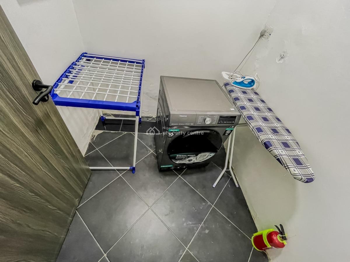 4 Units of 3 Bedroom Apartments with Swimming Pool and Snooker Board, Fatai Idowu Arobieke, Off Admiralty Road, Lekki Phase 1, Lekki, Lagos, Flat / Apartment Short Let