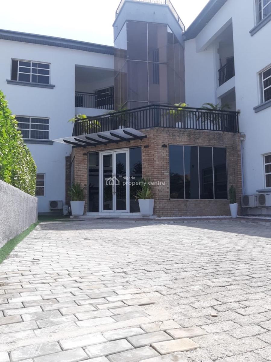 4 Units of 3 Bedroom Apartments with Swimming Pool and Snooker Board, Fatai Idowu Arobieke, Off Admiralty Road, Lekki Phase 1, Lekki, Lagos, Flat / Apartment Short Let