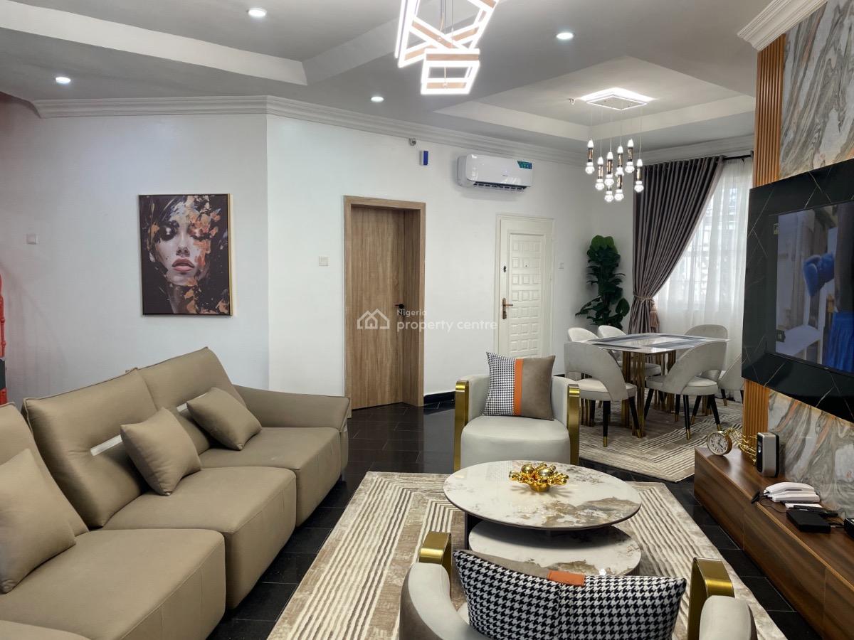 Cozy 3 Bedroom Penthouse with Swimming Pool and Snooker Board, Fatai Idowu Arobieke, Off Admiralty Road, Lekki Phase 1, Lekki, Lagos, Flat / Apartment Short Let