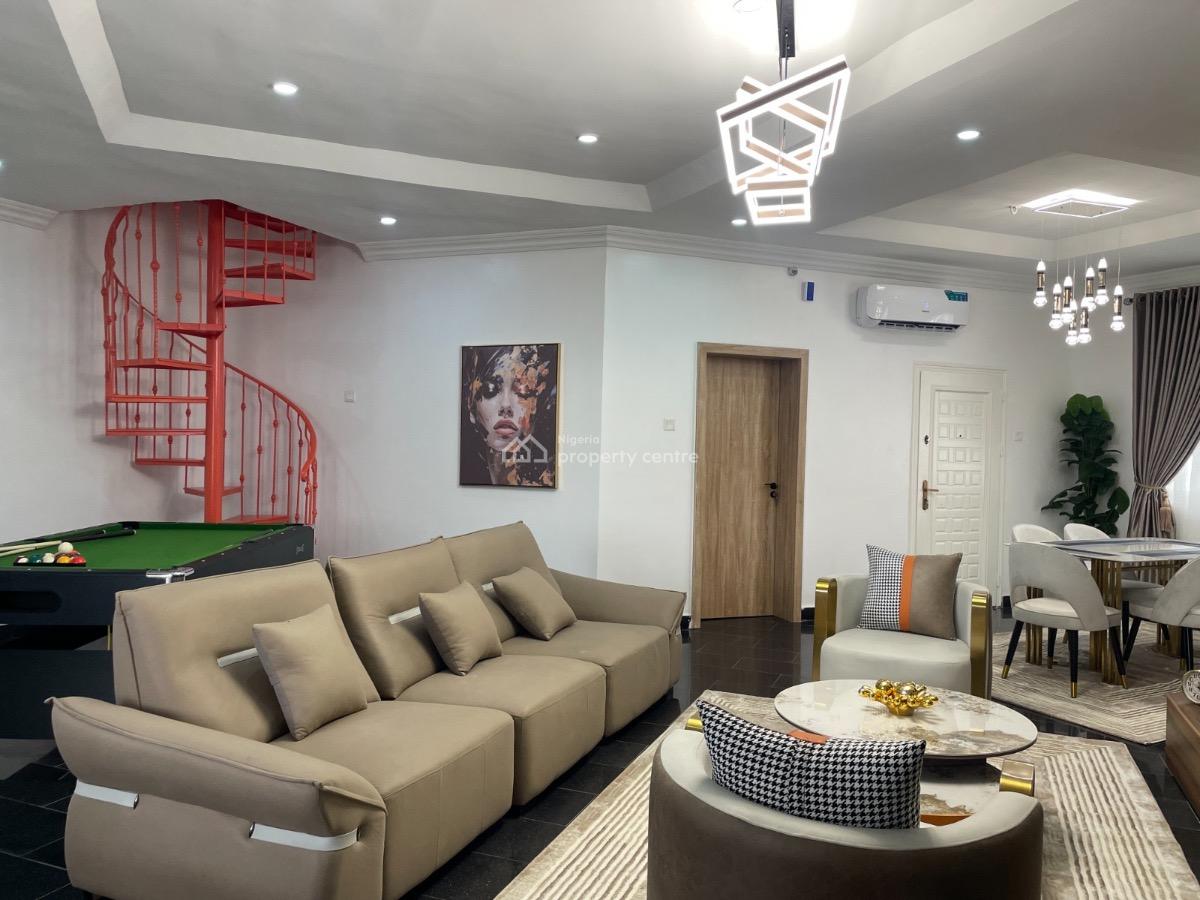 Cozy 3 Bedroom Penthouse with Swimming Pool and Snooker Board, Fatai Idowu Arobieke, Off Admiralty Road, Lekki Phase 1, Lekki, Lagos, Flat / Apartment Short Let