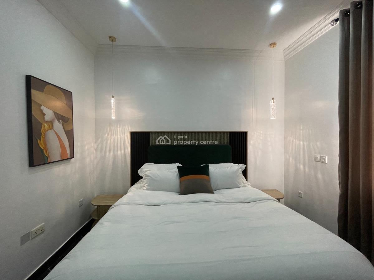 Cozy 3 Bedroom Penthouse with Swimming Pool and Snooker Board, Fatai Idowu Arobieke, Off Admiralty Road, Lekki Phase 1, Lekki, Lagos, Flat / Apartment Short Let