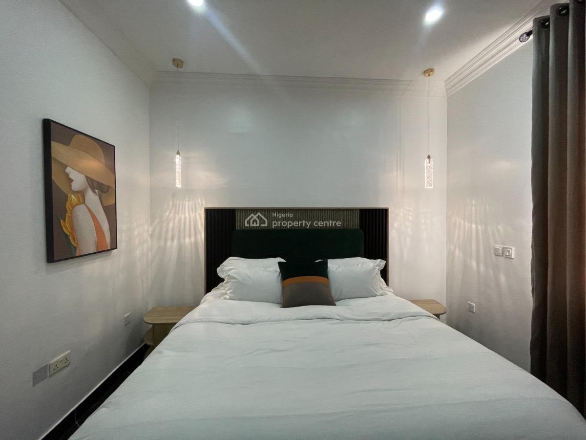 Cozy 3 Bedroom Penthouse with Swimming Pool and Snooker Board, Fatai Idowu Arobieke, Off Admiralty Road, Lekki Phase 1, Lekki, Lagos, Flat / Apartment Short Let