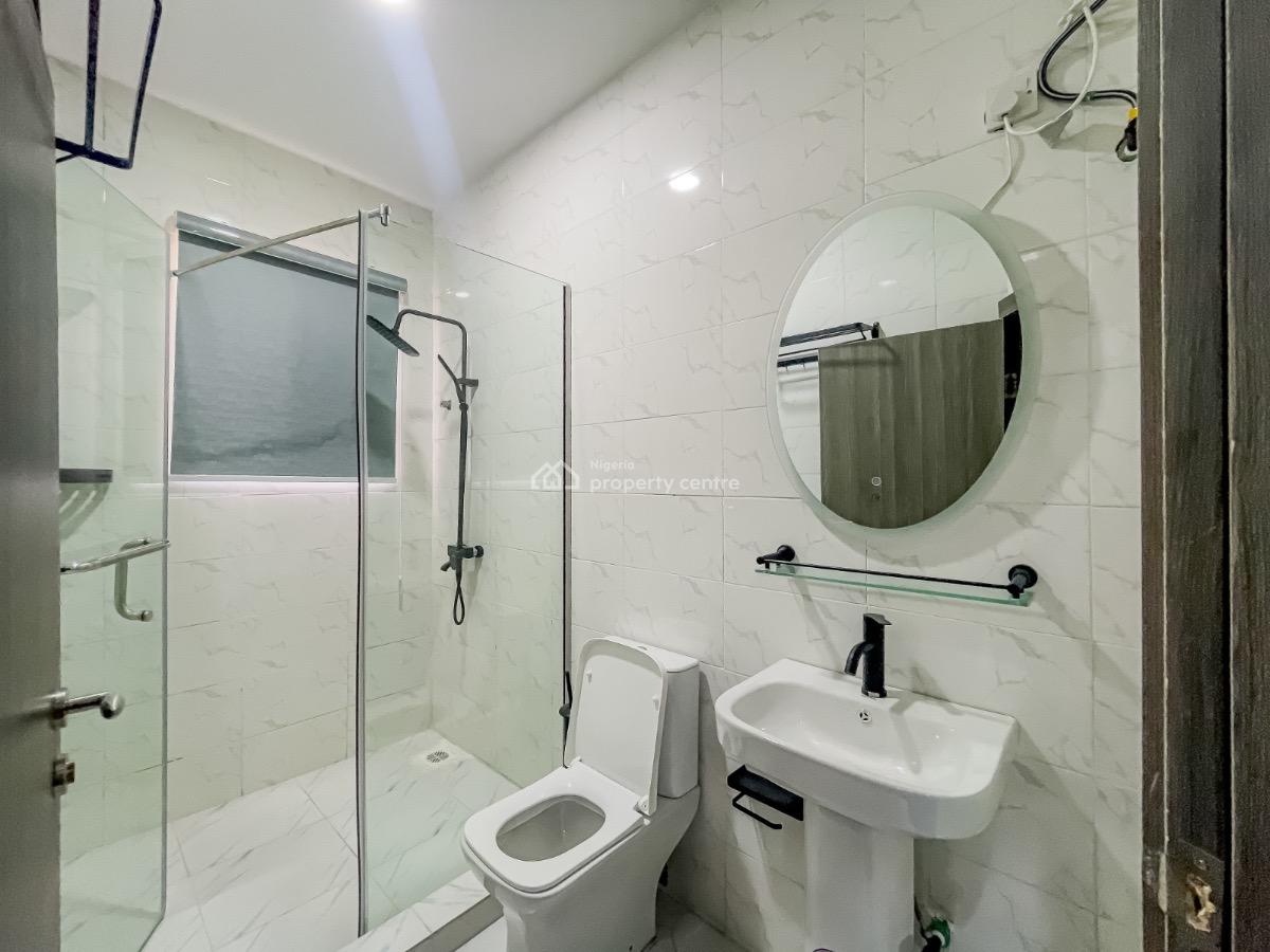Cozy 3 Bedroom Penthouse with Swimming Pool and Snooker Board, Fatai Idowu Arobieke, Off Admiralty Road, Lekki Phase 1, Lekki, Lagos, Flat / Apartment Short Let