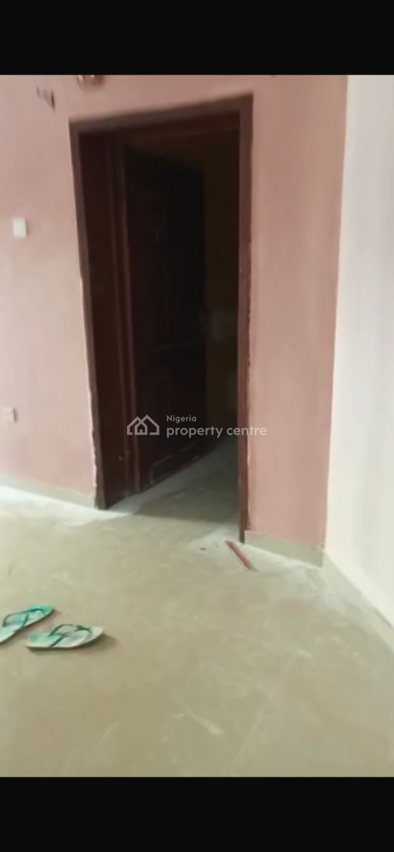 a Very Spacious 3 Bedroom Flat with Rooms En-suite Owner Lives There, Unity Estate, Egbeda, Alimosho, Lagos, Flat / Apartment for Rent