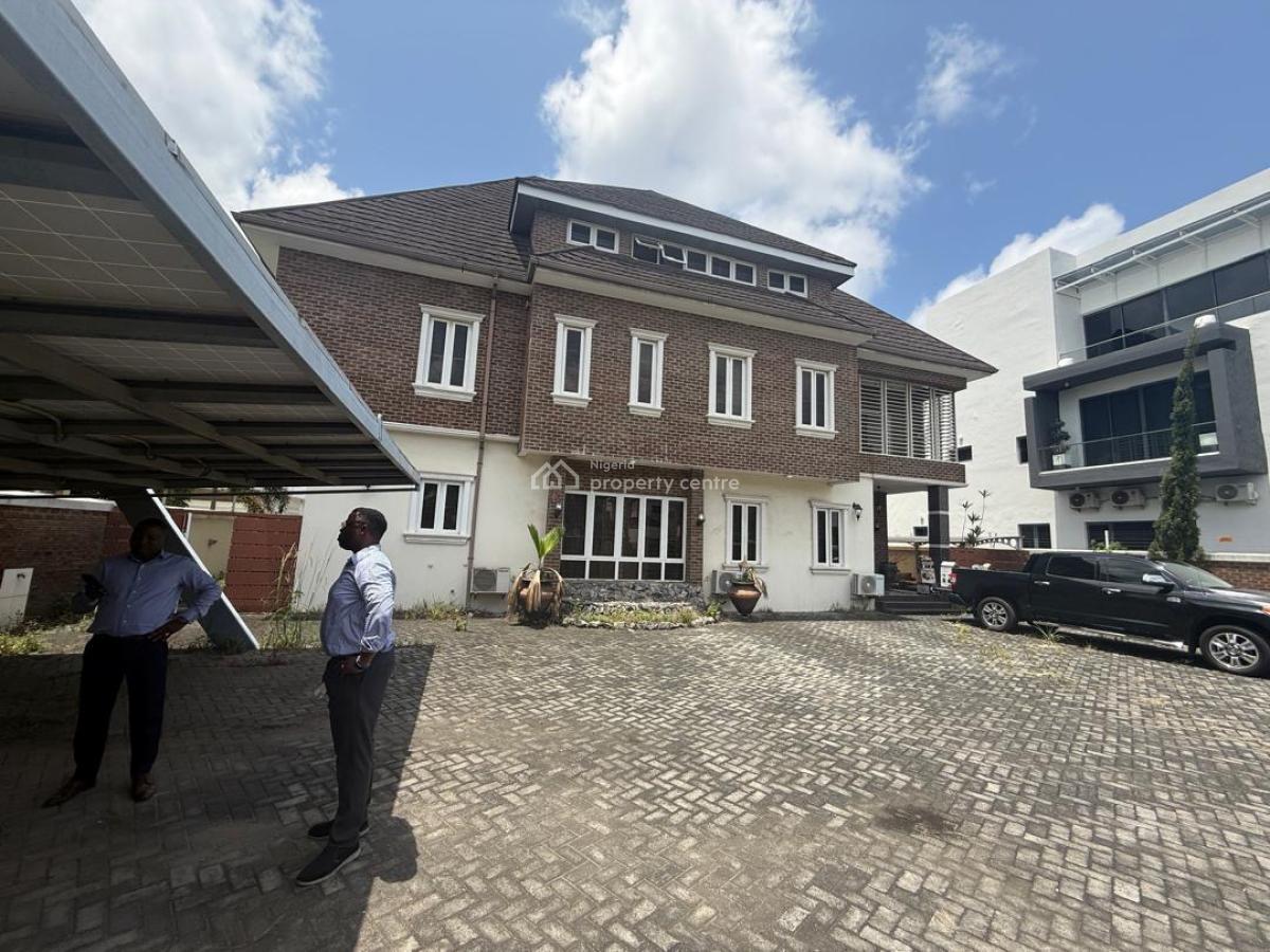 5-bedroom Detached Residence, Sitting on 1,000sqm of Prime Land in The, Pinnock Estate, Lekki, Lagos, Detached Duplex for Sale