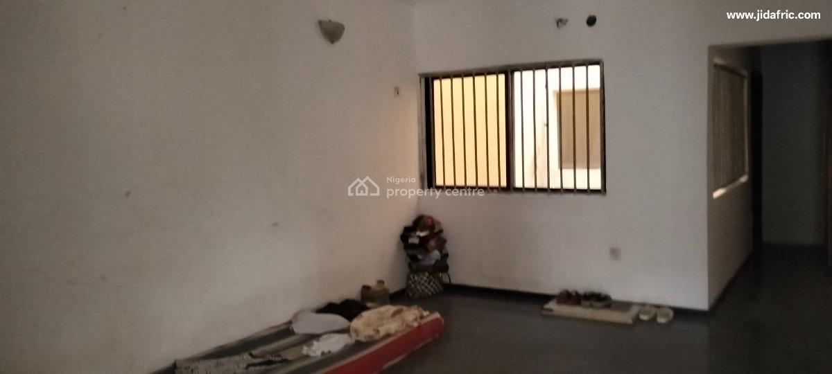 Serviced 2 Br Apartment, Lekki Phase 1, Lekki Phase 1, Lekki, Lagos, Flat / Apartment for Rent