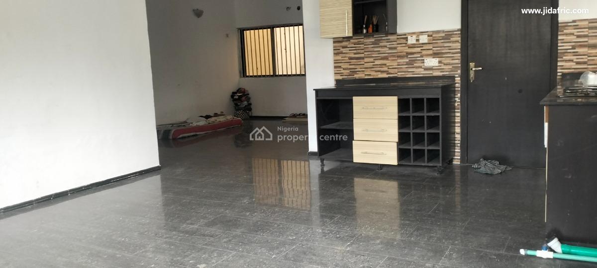Serviced 2 Br Apartment, Lekki Phase 1, Lekki Phase 1, Lekki, Lagos, Flat / Apartment for Rent