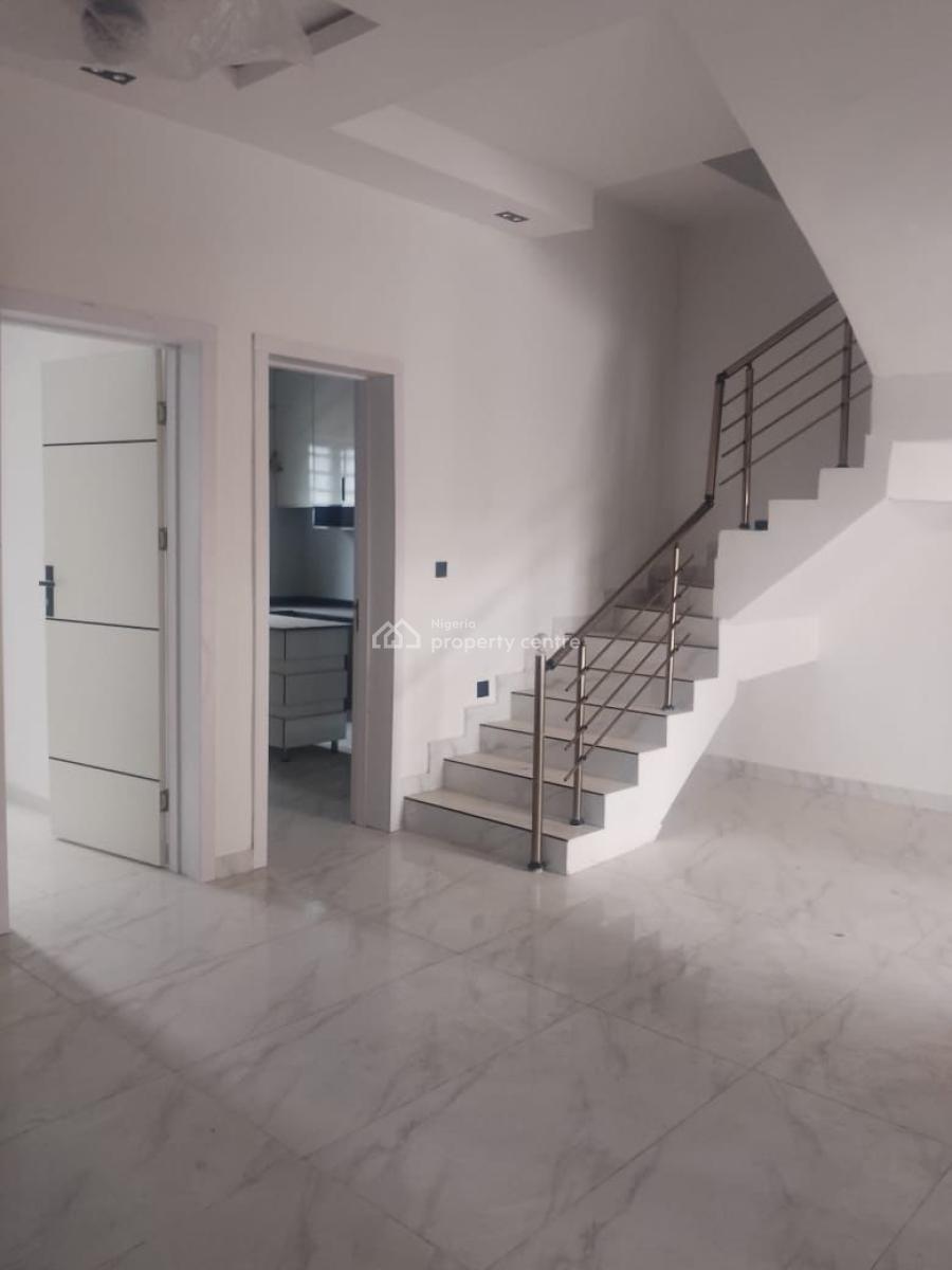 2bedroom Pent Flat, Oniru, Oniru, Victoria Island (vi), Lagos, Block of Flats for Sale