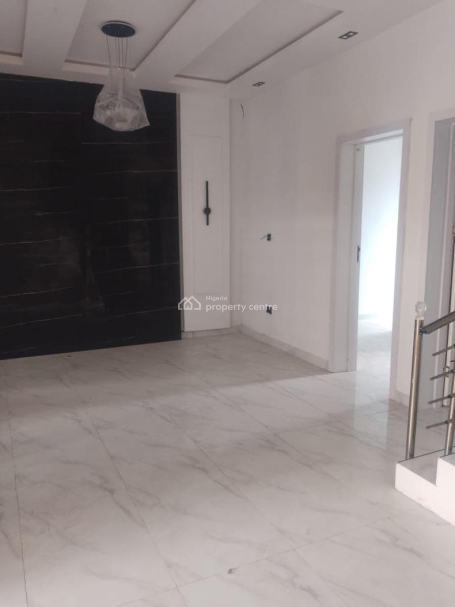 2bedroom Pent Flat, Oniru, Oniru, Victoria Island (vi), Lagos, Block of Flats for Sale