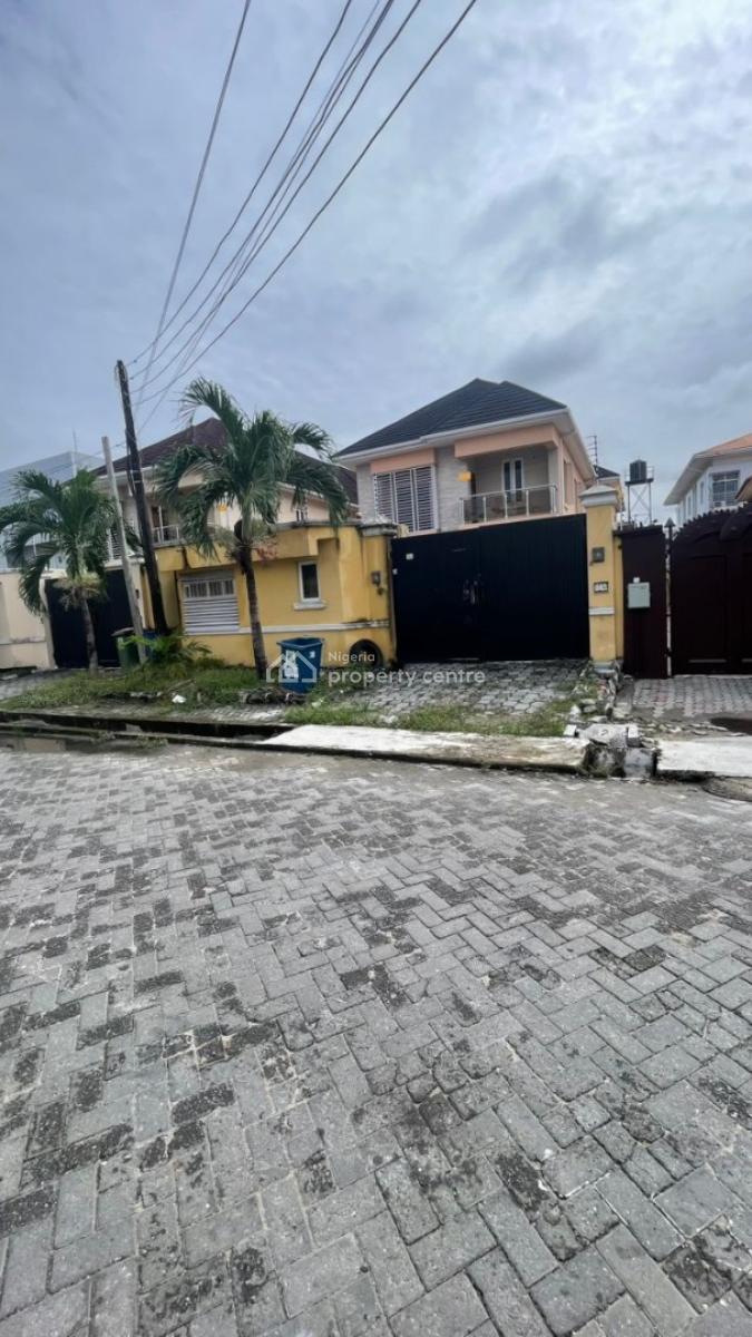 5 Bedroom Semi Detached, Lekki Phase 1, Lekki, Lagos, Semi-detached Duplex for Sale