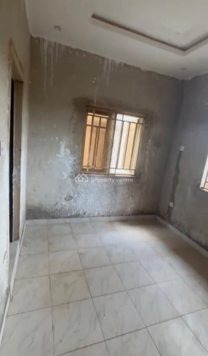 Executive 3 Bedroom Flat with Rooms En-suite and Spacious Kitchen, Aboru, Iyana Ipaja, Ipaja, Lagos, Flat / Apartment for Rent